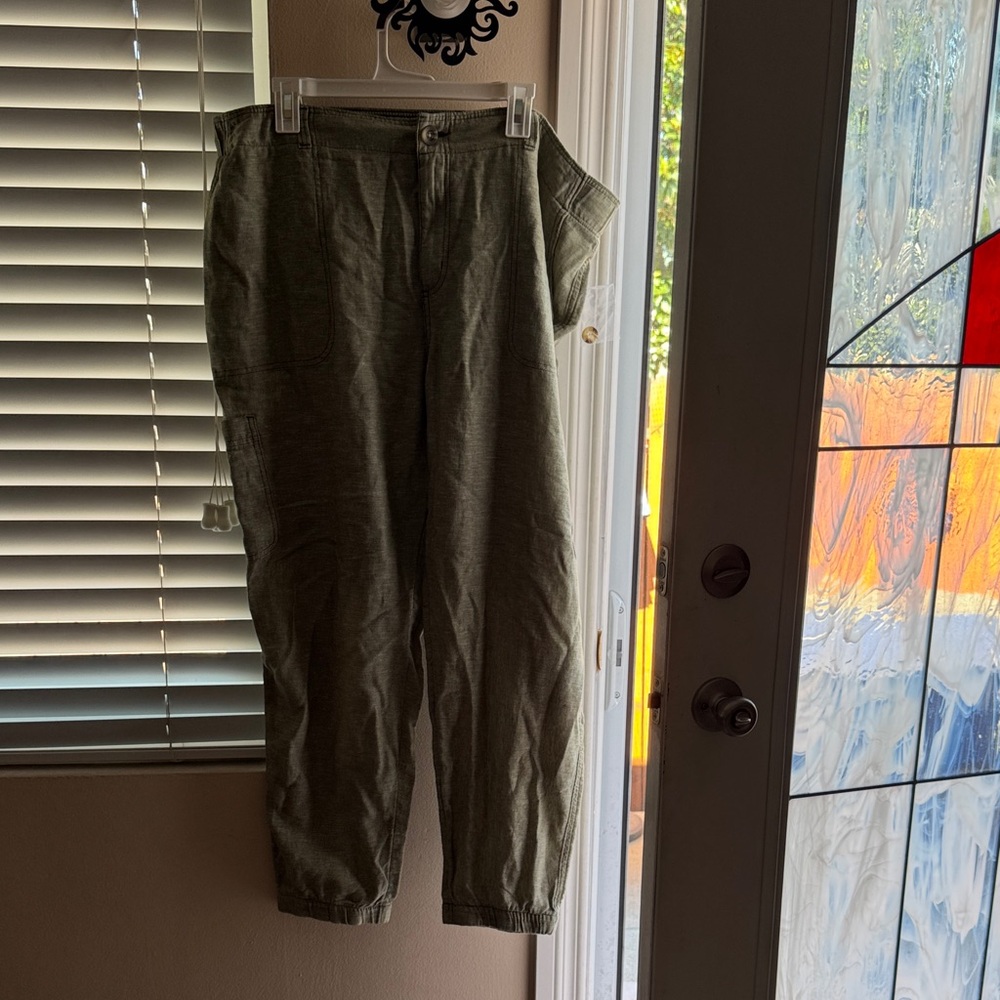 Women’s Olive Green Pants